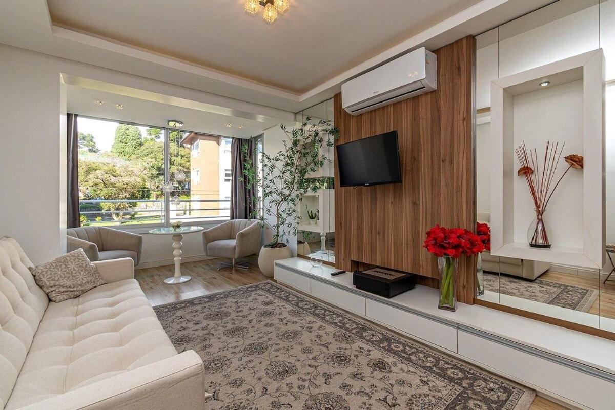 Rosa Edificio Parque Da Vinicola Διαμέρισμα Γκραμάντο Εξωτερικό φωτογραφία